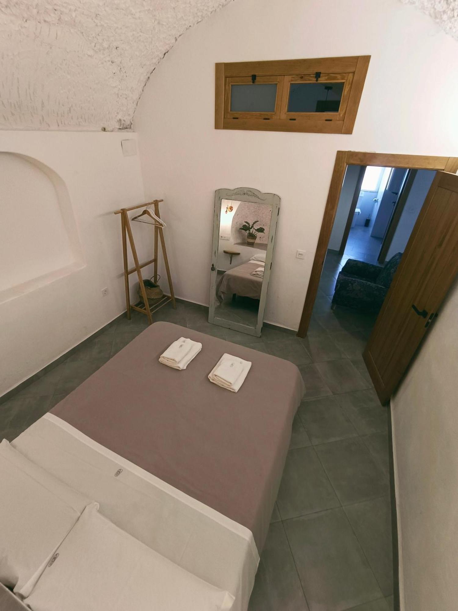 La Madriguera Eco Caves 3 Apartment Гуадикс Екстериор снимка